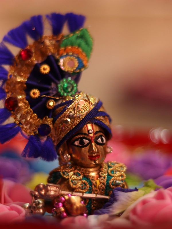 What to offer Lord Krishna on Janamashtmi ?