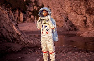 Which movies are based on Mars mission  ?